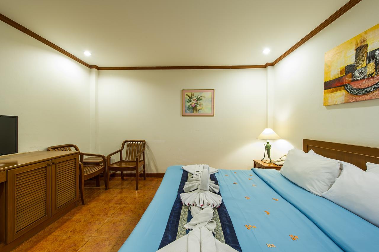 Inn Patong Hotel Phuket エクステリア 写真